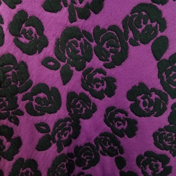 Torrid Floral Peplum Top - Picture 5 of 8